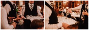 Zwei Servicekräfte schenken beim Empfang Getränke aus – entspannte Hochzeitsreportage NRW.