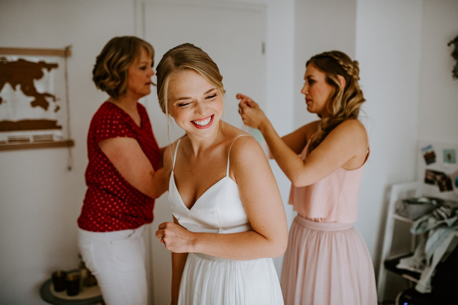 009 DSC 5697 Hochzeitsfotograf Köln Hochzeit NRW Hausboot Düsseldorf Boho Vintage Hippie Elopement Vera Prinz