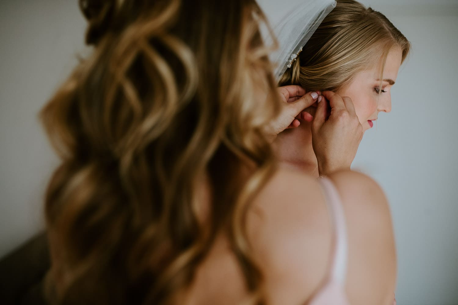 015 DSC 5784 Hochzeitsfotograf Köln Hochzeit NRW Hausboot Düsseldorf Boho Vintage Hippie Elopement Vera Prinz