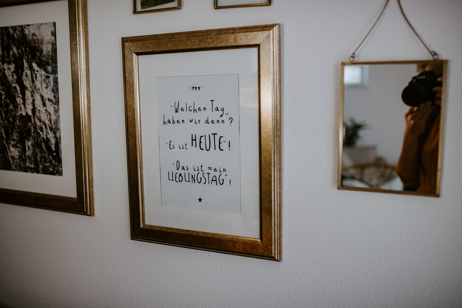 019 DSC 5841 Hochzeitsfotograf Köln Hochzeit NRW Hausboot Düsseldorf Boho Vintage Hippie Elopement Vera Prinz