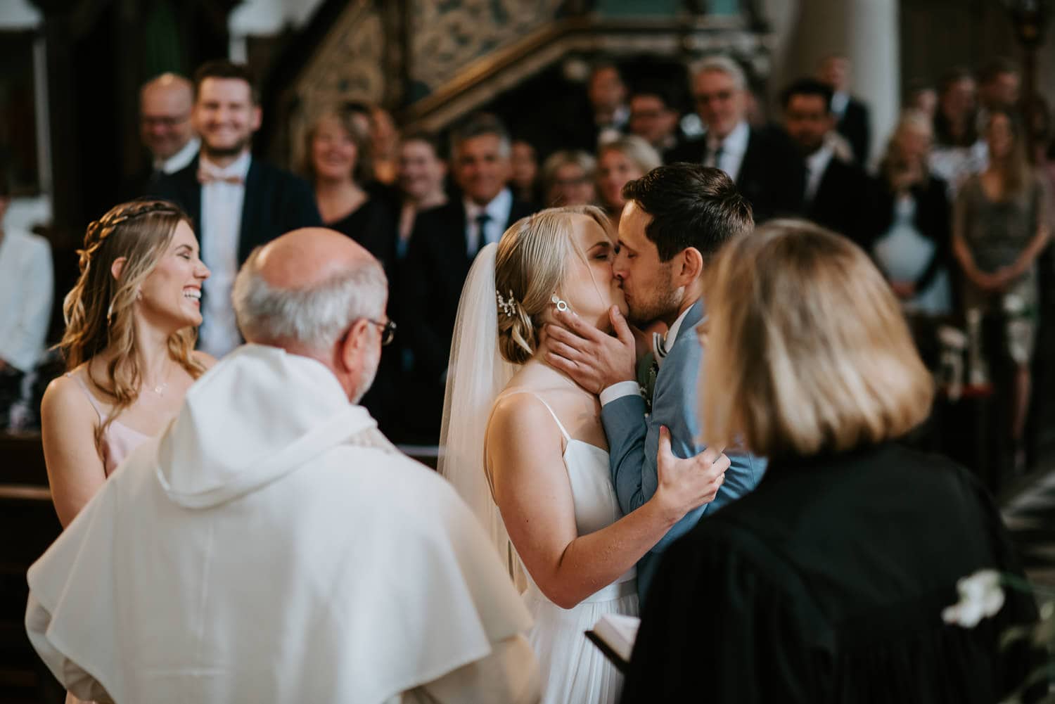 059 DSC 4714 Hochzeitsfotograf Köln Hochzeit NRW Hausboot Düsseldorf Boho Vintage Hippie Elopement Vera Prinz