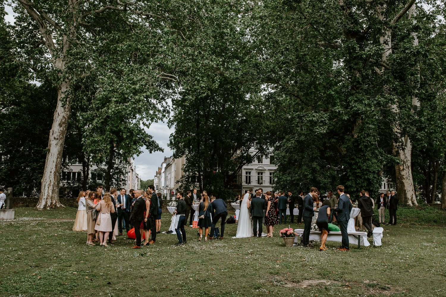 069 DSC 7140 Hochzeitsfotograf Köln Hochzeit NRW Hausboot Düsseldorf Boho Vintage Hippie Elopement Vera Prinz