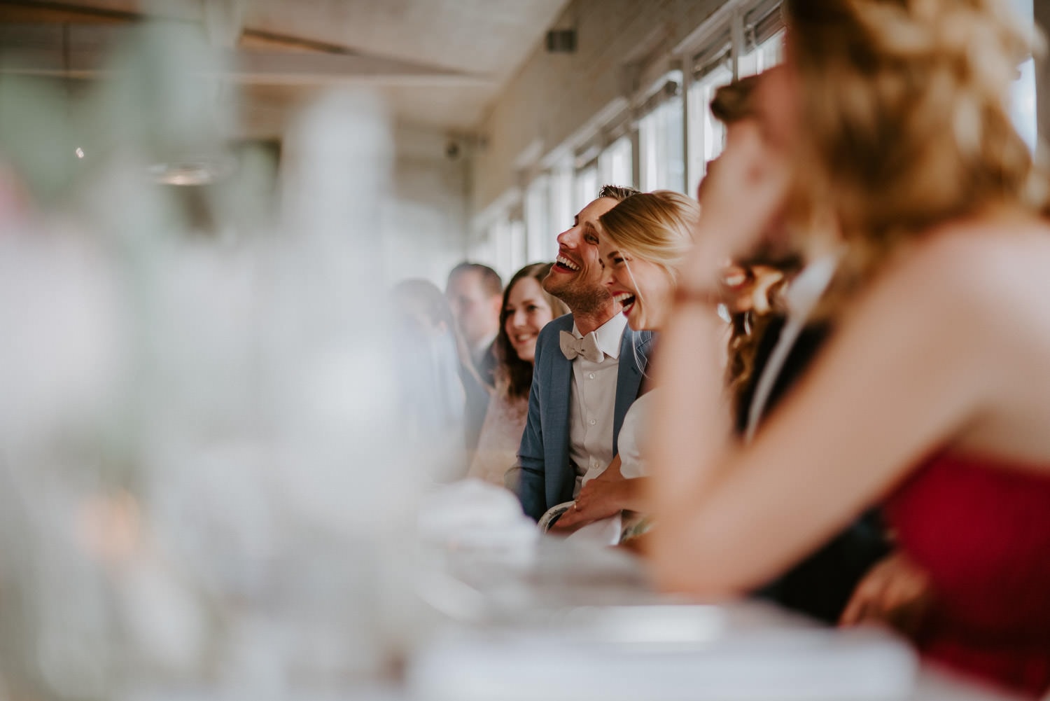 118 DSC 5349 Hochzeitsfotograf Köln Hochzeit NRW Hausboot Düsseldorf Boho Vintage Hippie Elopement Vera Prinz