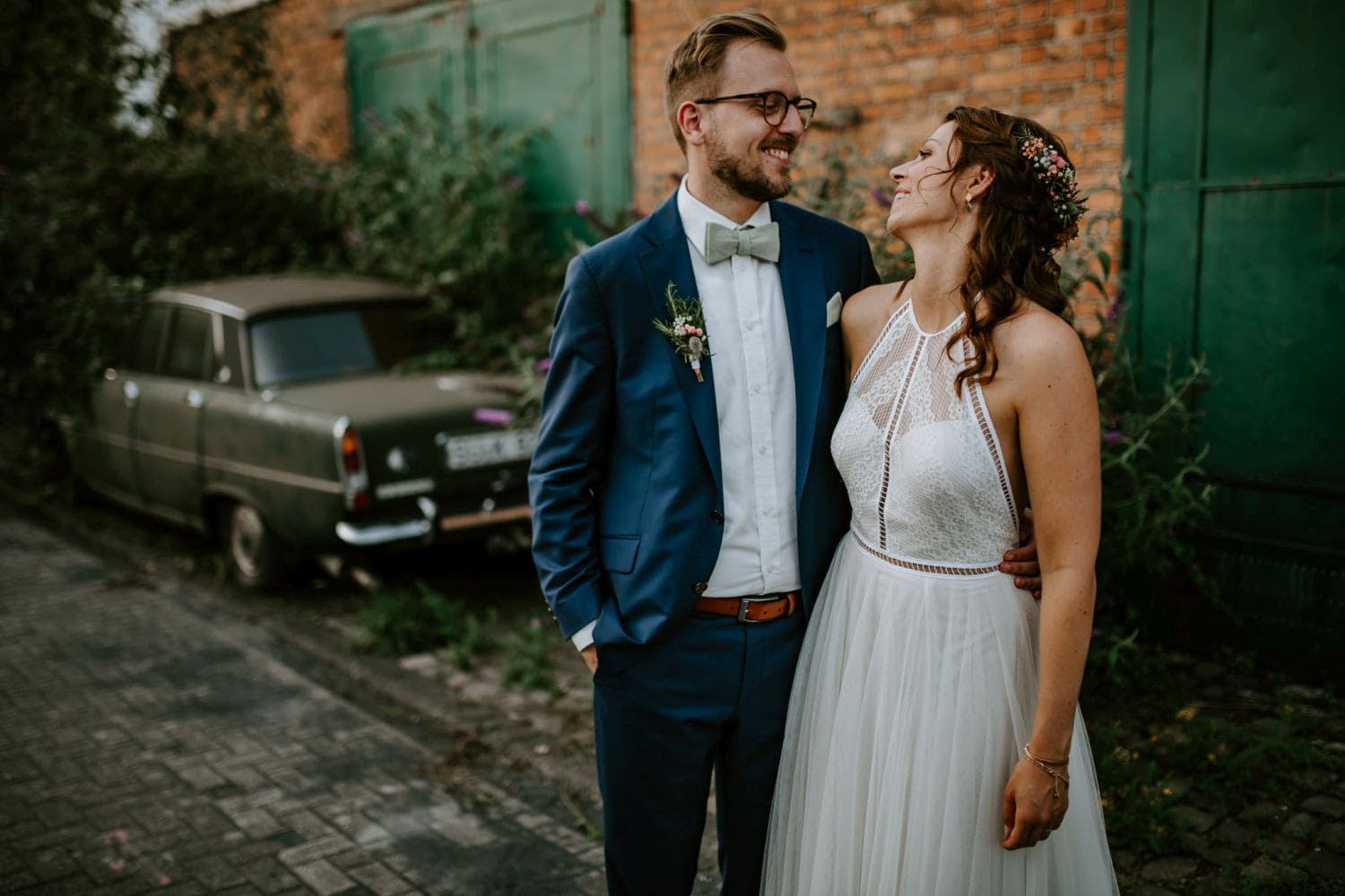 116 Hochzeitsfotograf Köln Hochzeit NRW Rarehouse Köln Rheinauhafen Boho Vintage Hippie Elopement Vera Prinz